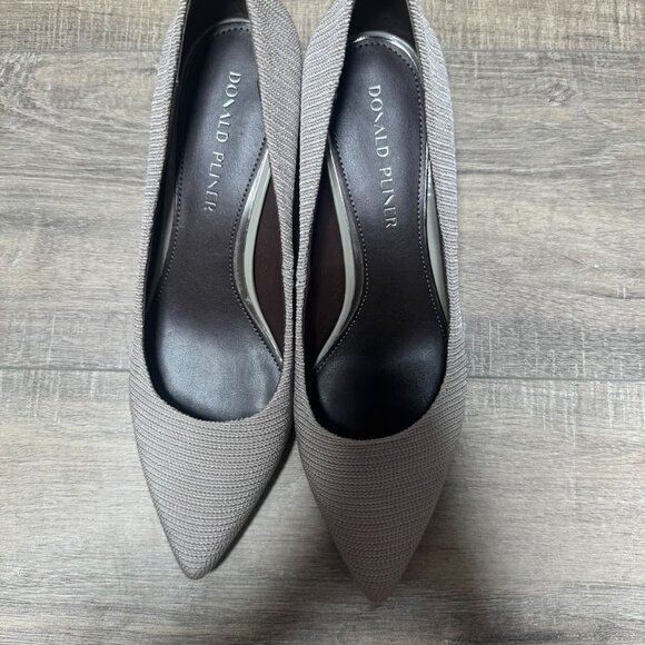 Donald Pliner Suzette Taupe Textile Pumps Women's Size 9 - Picture 2 of 7